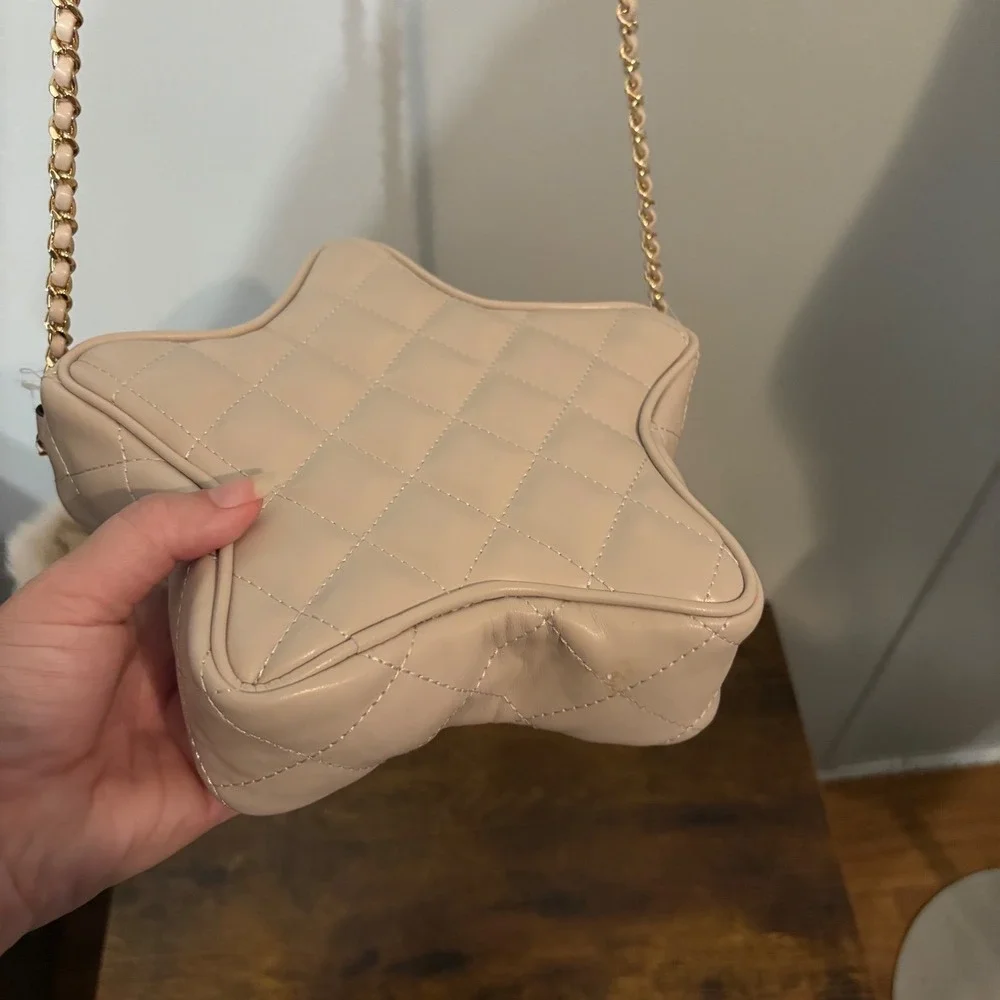 NWT ALDO Tan Star Quilted Shaped Purse w/ Gold Chain Strap,‎ Pearl Beads